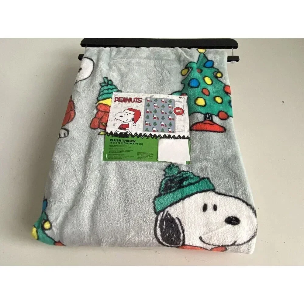 Peanuts Snoopy Puffer Jacket Woodstock Puffy Coat Soft Throw Blanket 50 X‎ 70”